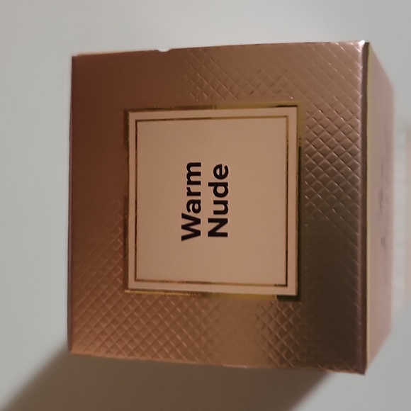TOO FACED Warm Nude Born This Way Healthy Glow - Picture 10 of 12
